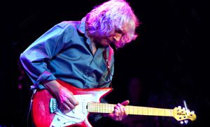 Albert Lee Reveals Plans For 70th Birthday Gigs