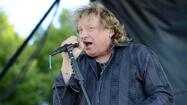 did the lead singer of foreigner die