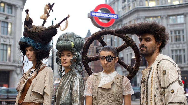 Tim Skipper Models WATCH: Shipshape models take to the streets for London Fashion Week ...