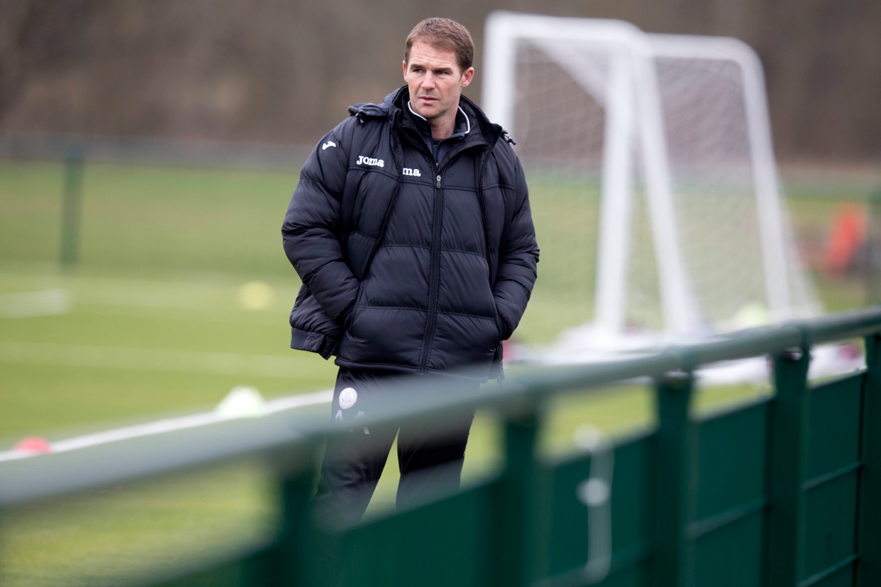 Archibald Demands Better News Clyde 1