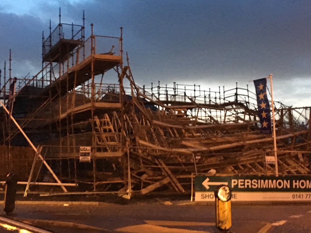 Storm Gertrude's winds bring power cuts and travel chaos | News - Forth 1