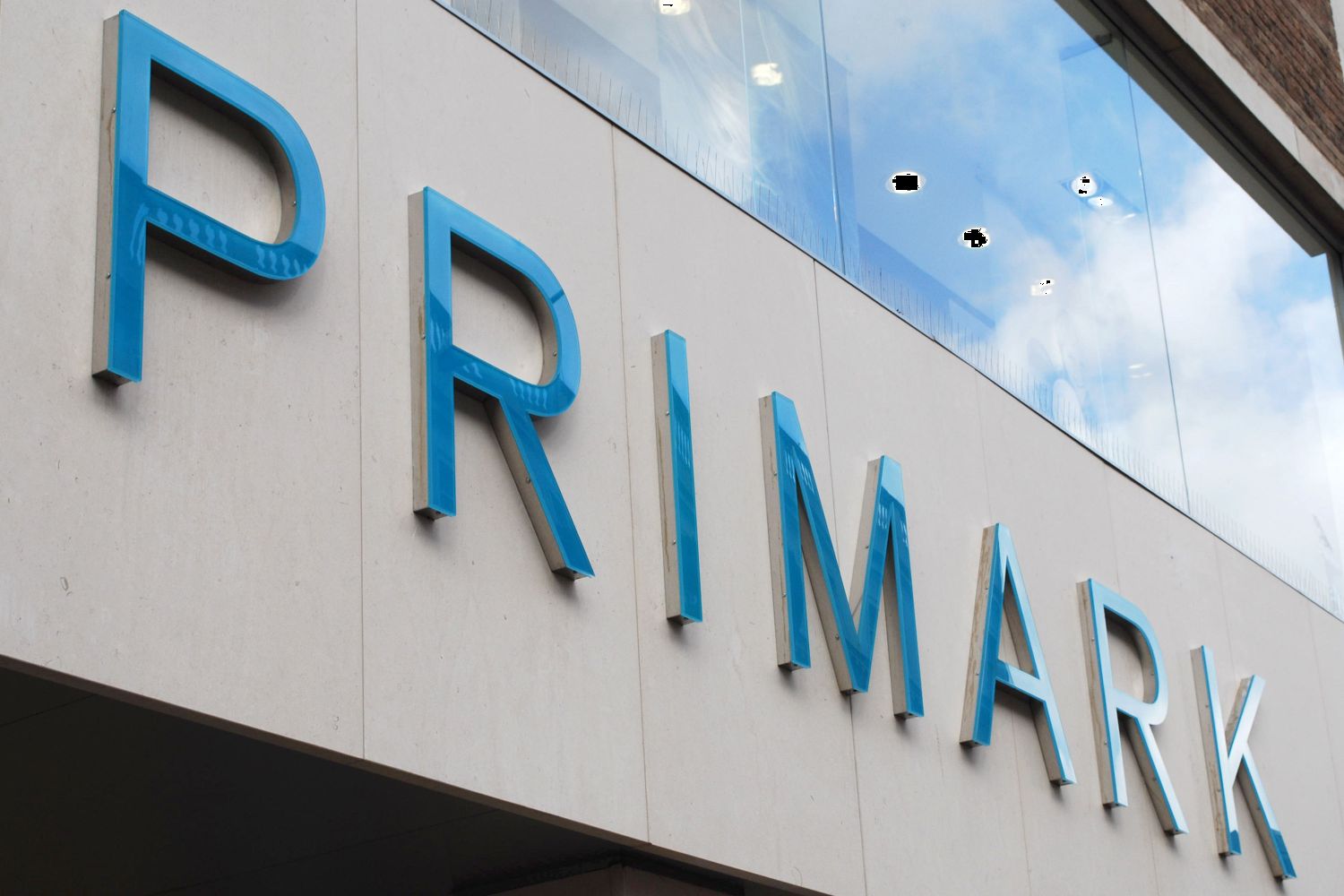 the-world-s-biggest-primark-opened-in-the-uk-earlier-this-month-but