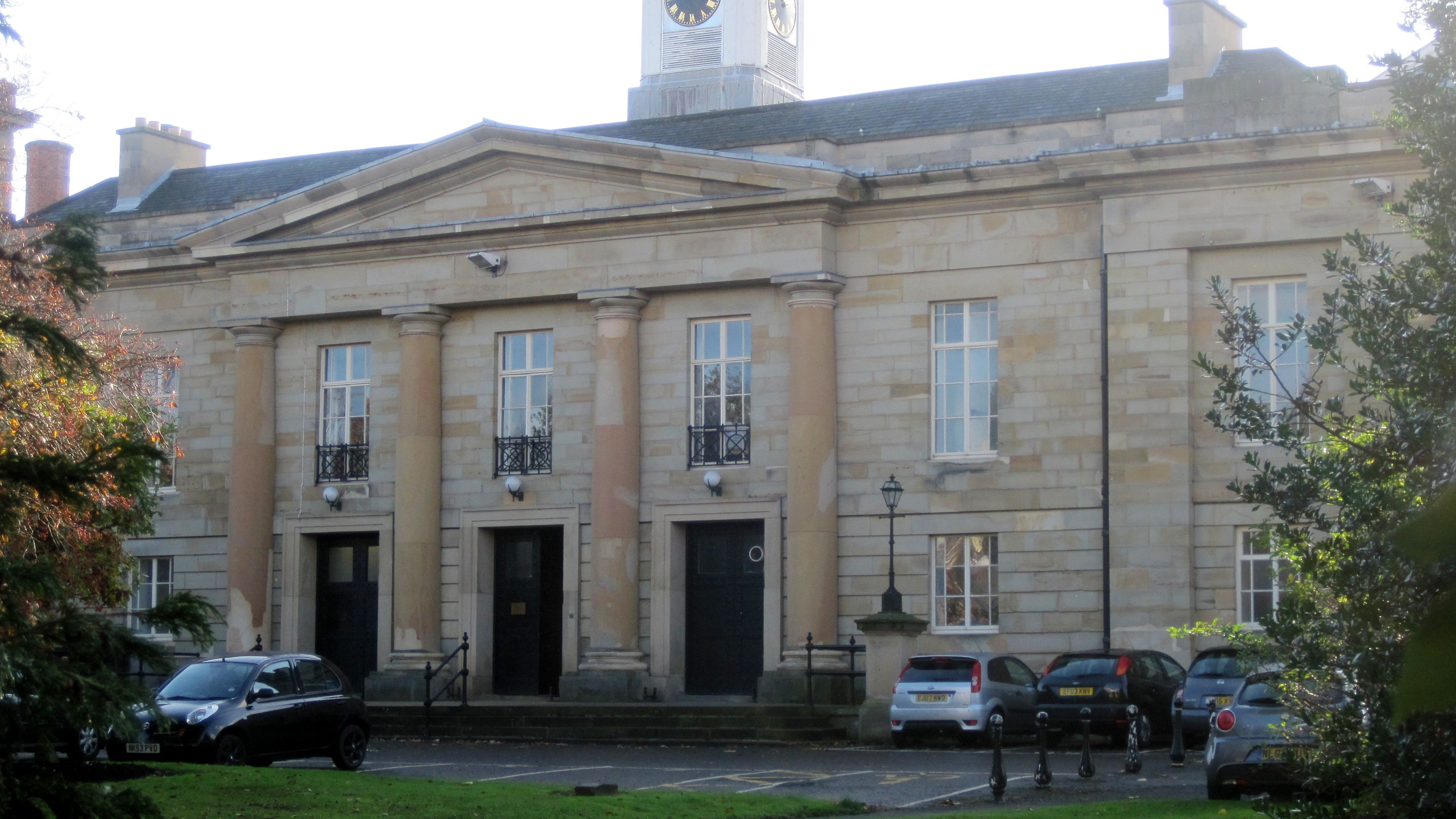 Durham prison officer jailed for six months after affair with inmate