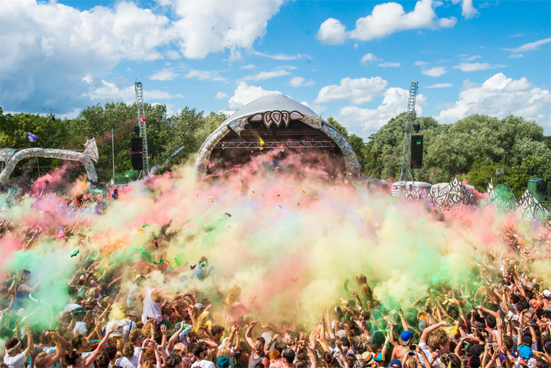 review-secret-garden-party-2013-events-greatest-hits-radio