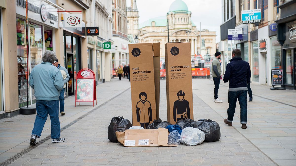 Human Packing Line 'Human packaging' scattered across Hull | News - Greatest Hits Radio ...