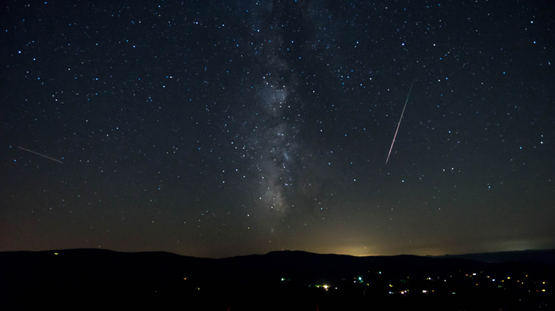 What is a shooting star? 